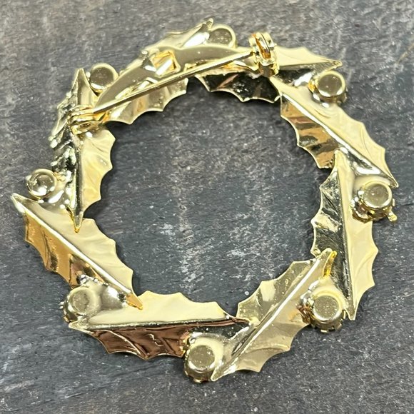 Vintage Jewely Beautiful Gold Tone and Rhinestone Christmas Wreath Pin Brooch - Picture 4 of 5